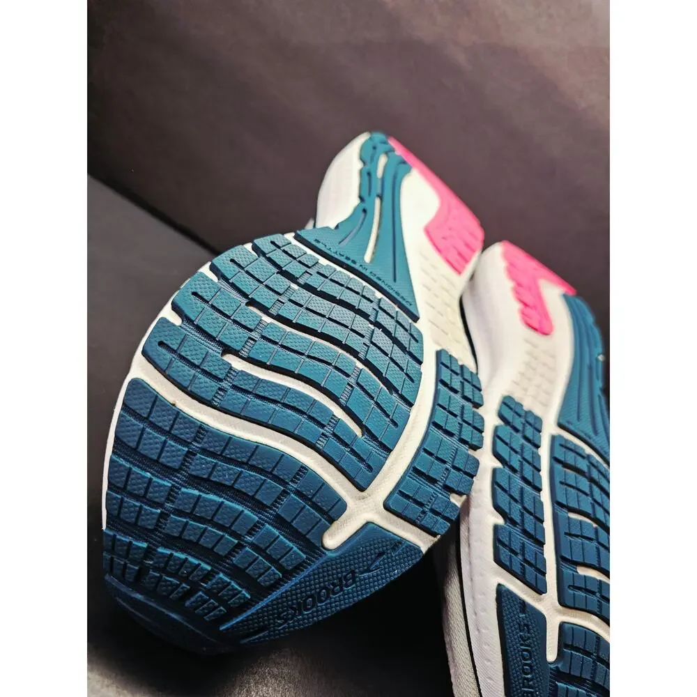 Brooks Women's Light Gray Sneakers with Pink and Blue Accents